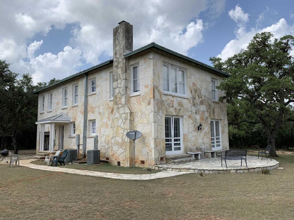 Hacienda Del Rio River Home Bandera Exterior photo